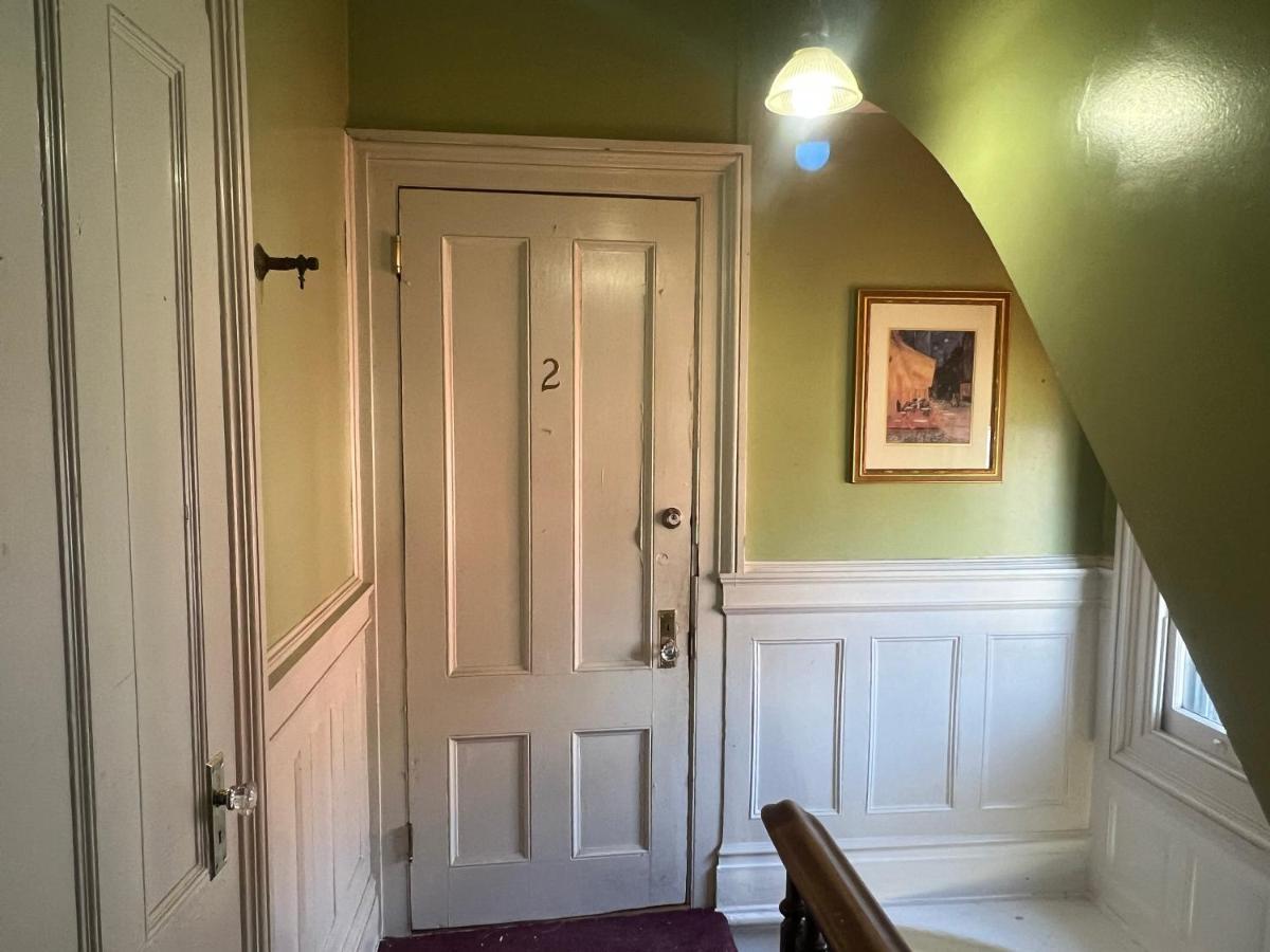 Private Victorian Apartment In Convenient City Location On 5 Acre, Sleeps 5 Poughkeepsie Exterior photo